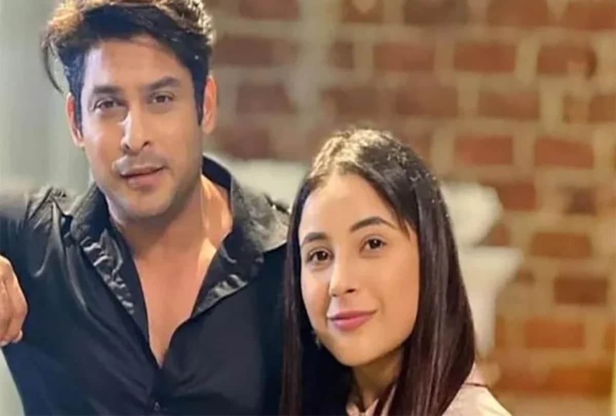 Shehnaaz kaur gill singing a beautiful song video getting viral on internet fans praised her