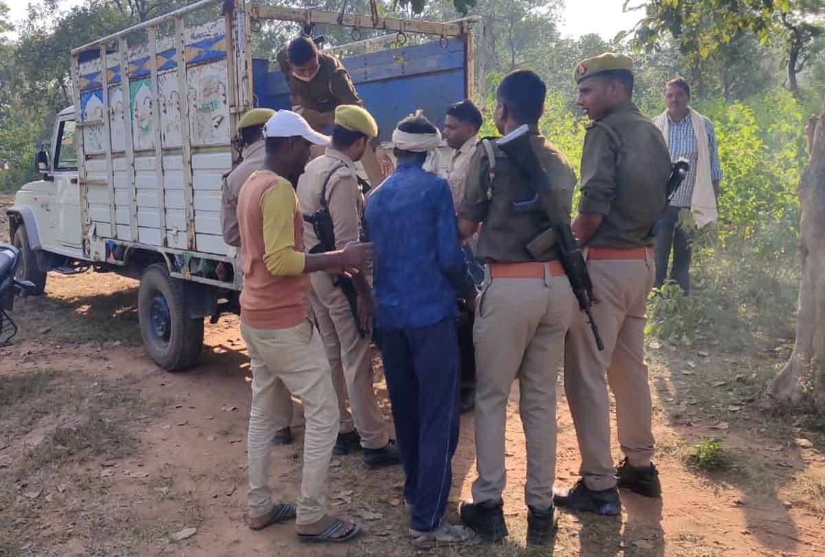 Gauri Yadav Encounter: Mother made serious allegations against STF, said they made my son dacoit