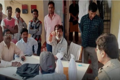 pratapgarh: MLA creates ruckus at police station after fake liquor recovered from contract close to BJP MLA