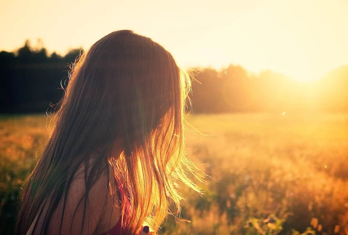 woman eating three square feet dry walls in one weak know what is the reason