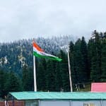 कुपवाड़ा में फहरया गया तिरंगा।