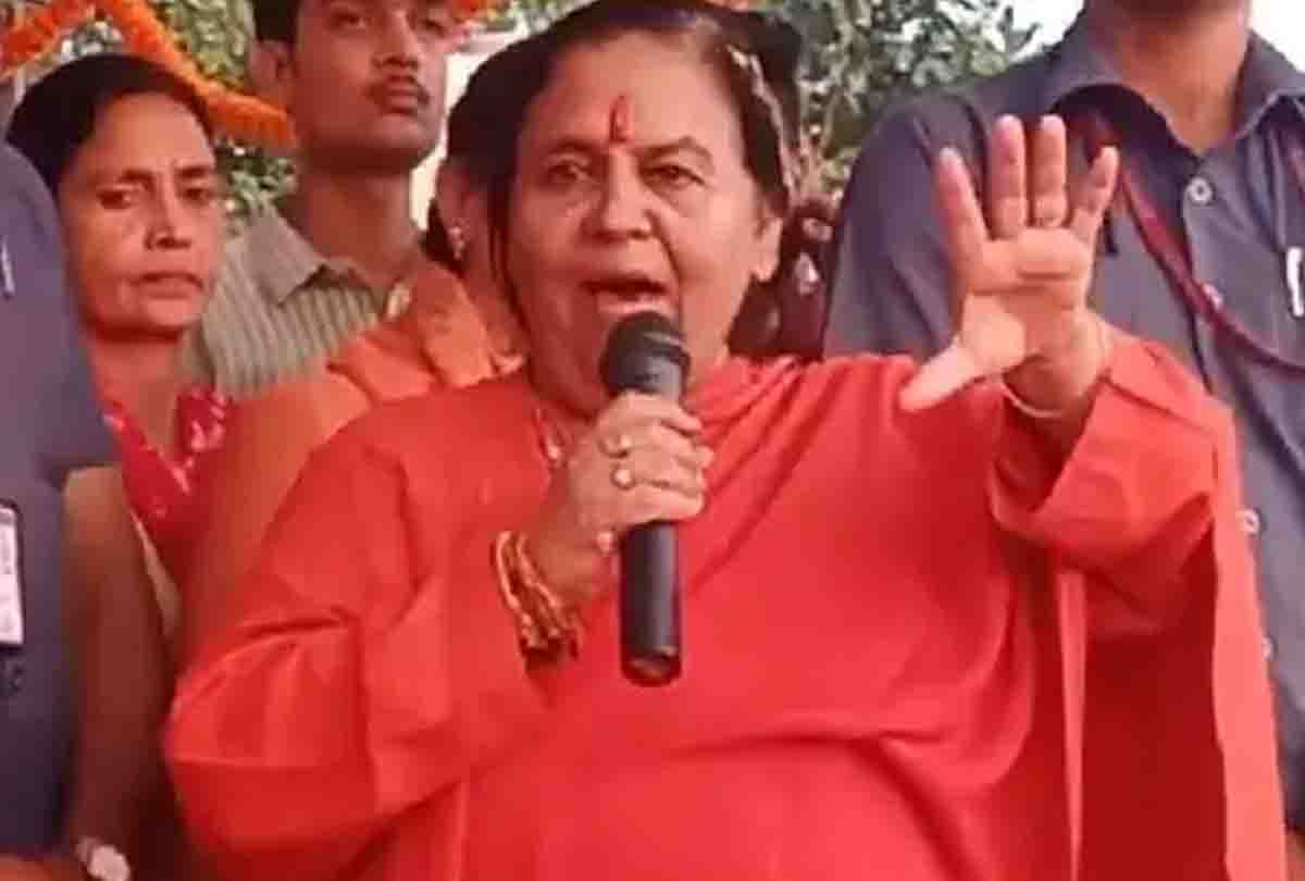 Farrukhabad: Uma Bharti gave a statement against SP-BSP