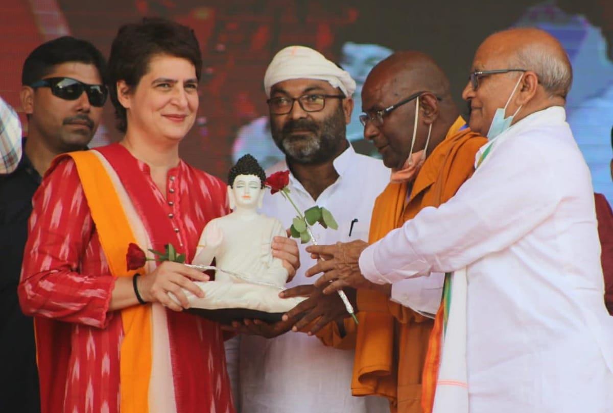 priyanka gandhi pratigya rally address in gorakhpur