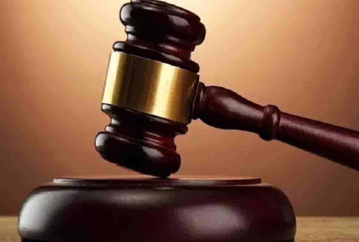 Fatehpur: Non-bailable warrant issued for Hindu Mahasabha leader in gangster