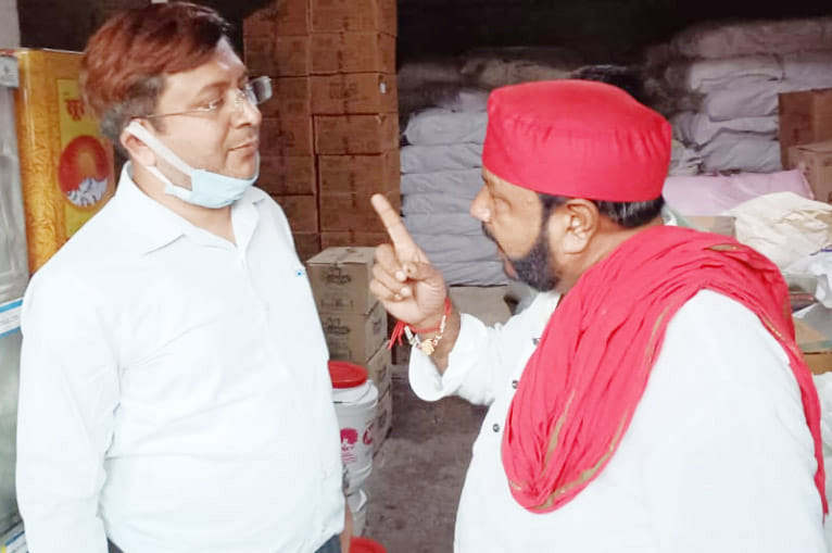 Food Safety Department team raided the shops, took samples, protest