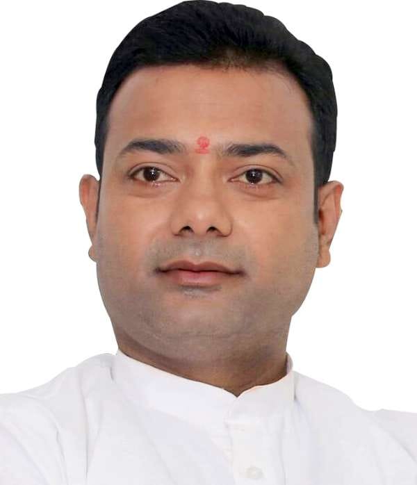 Charkhari MLA honored with honorary doctorate