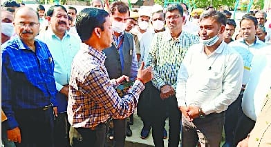 DM inspected the district's first green digital smart village Rewana