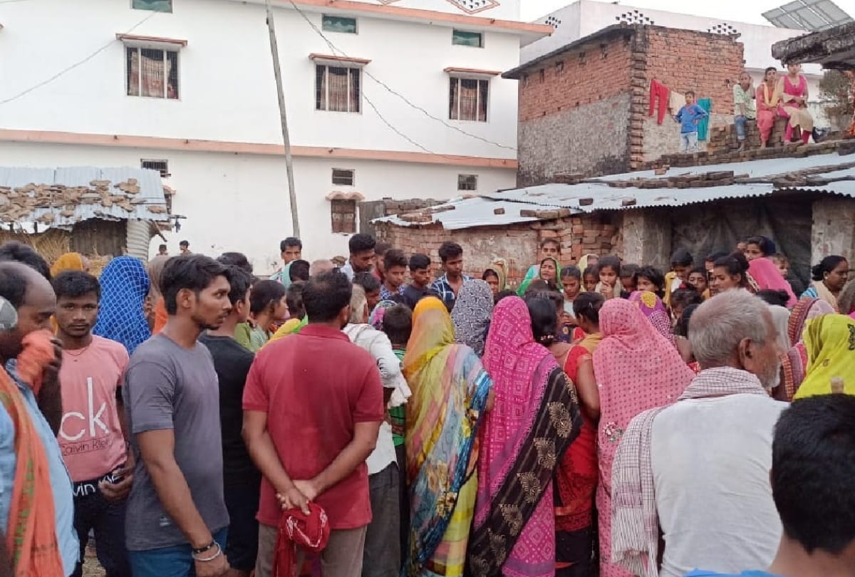 Abrez funeral took place with meaning of four friends in Deoria