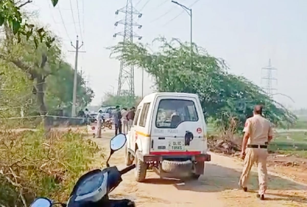 Deepak family members have accused Delhi Police of doing a fake encounter
