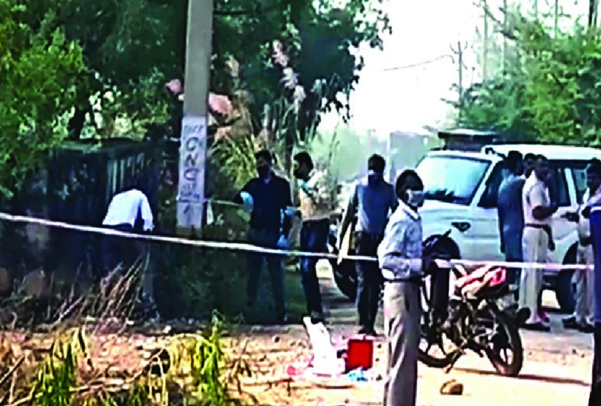 Deepak family members have accused Delhi Police of doing a fake encounter