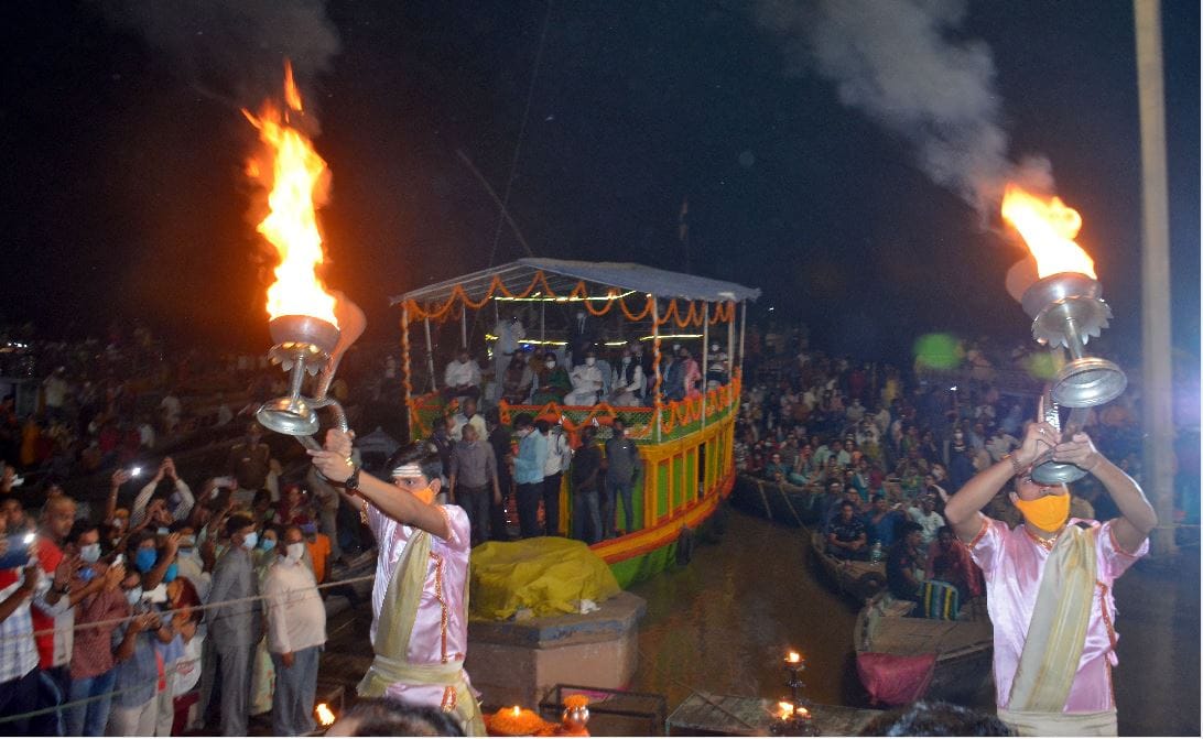 Chief Justice of india in varanasi Supreme Court judge worship in kashi vishwanath temple and see ganga aarti