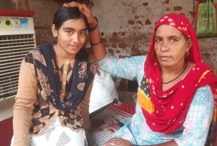 E-rickshaw driver daughter selected as Sub Inspector in Bhiwani
