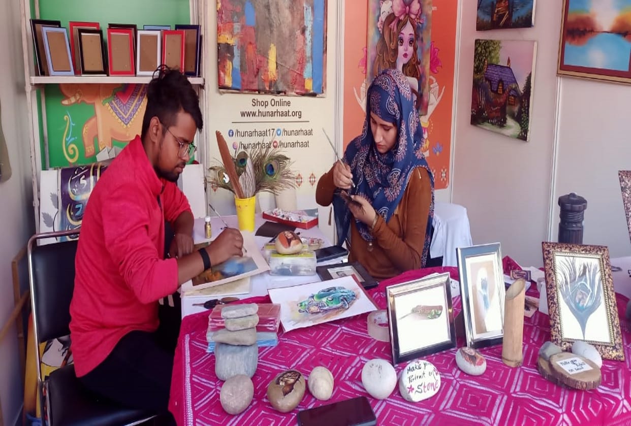 uttarakhand news: Earning money and recognition from talent, everyone admires art of Muskan and Bunty