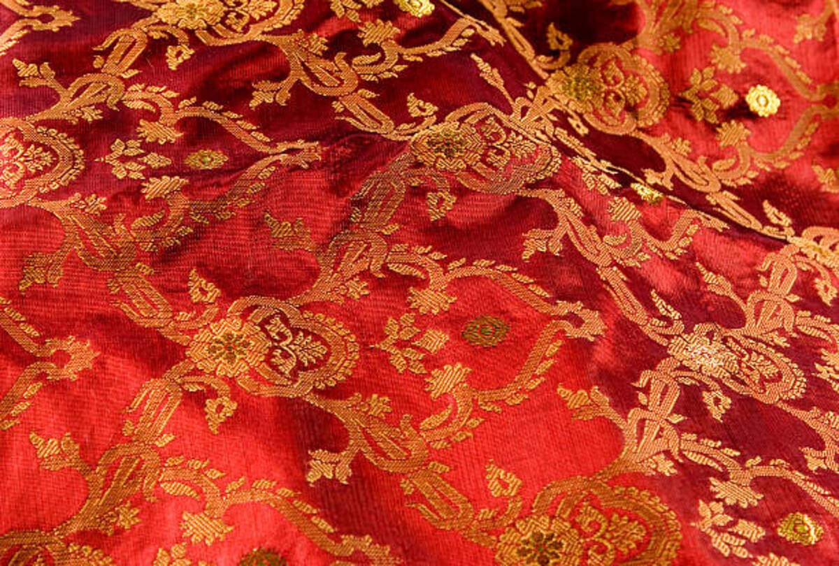 Diwali 2021 Deepawali ki safai if you found things during the cleaning of Diwali it brings wealth and prosperity