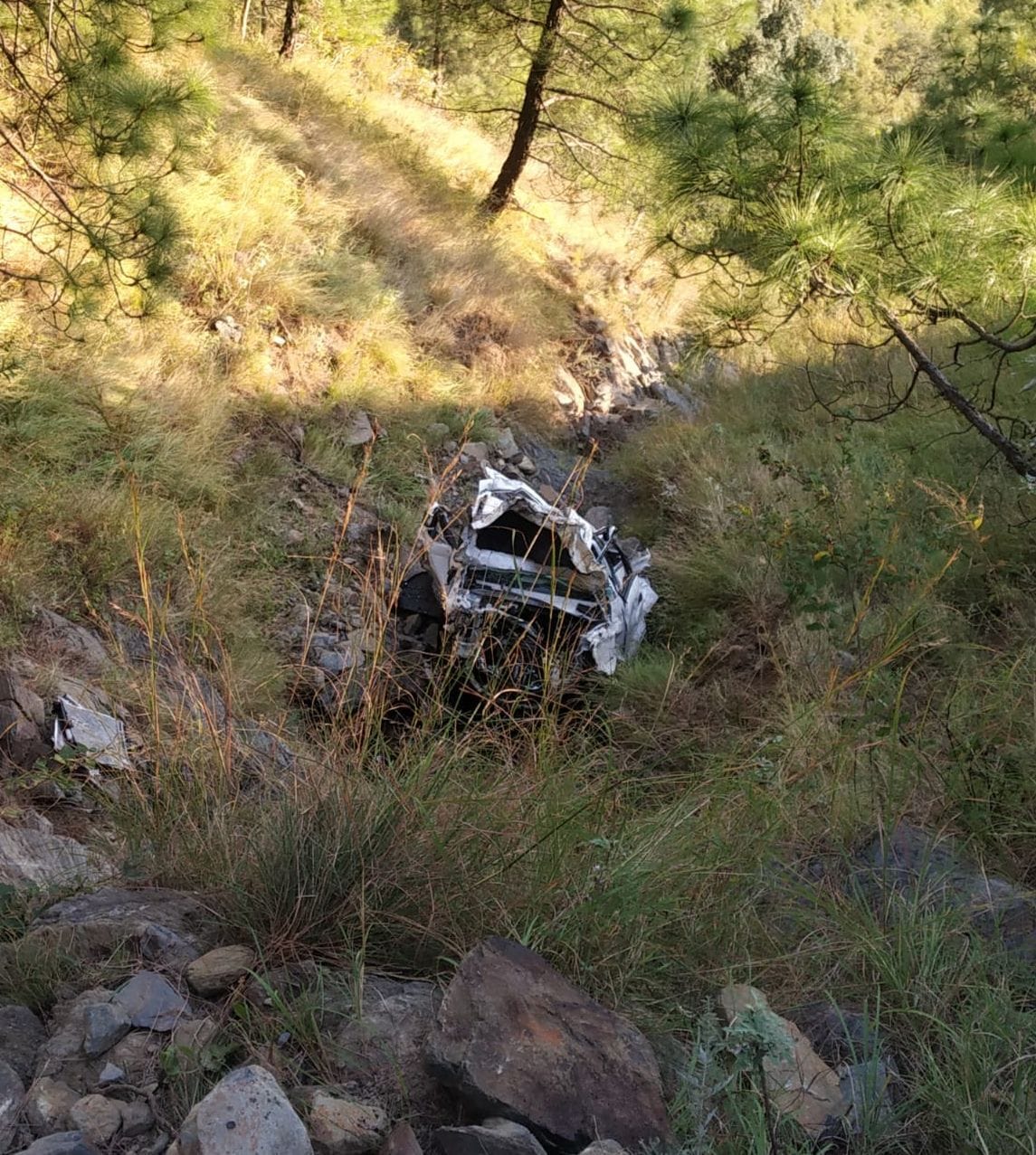 accident in parasher, five injured