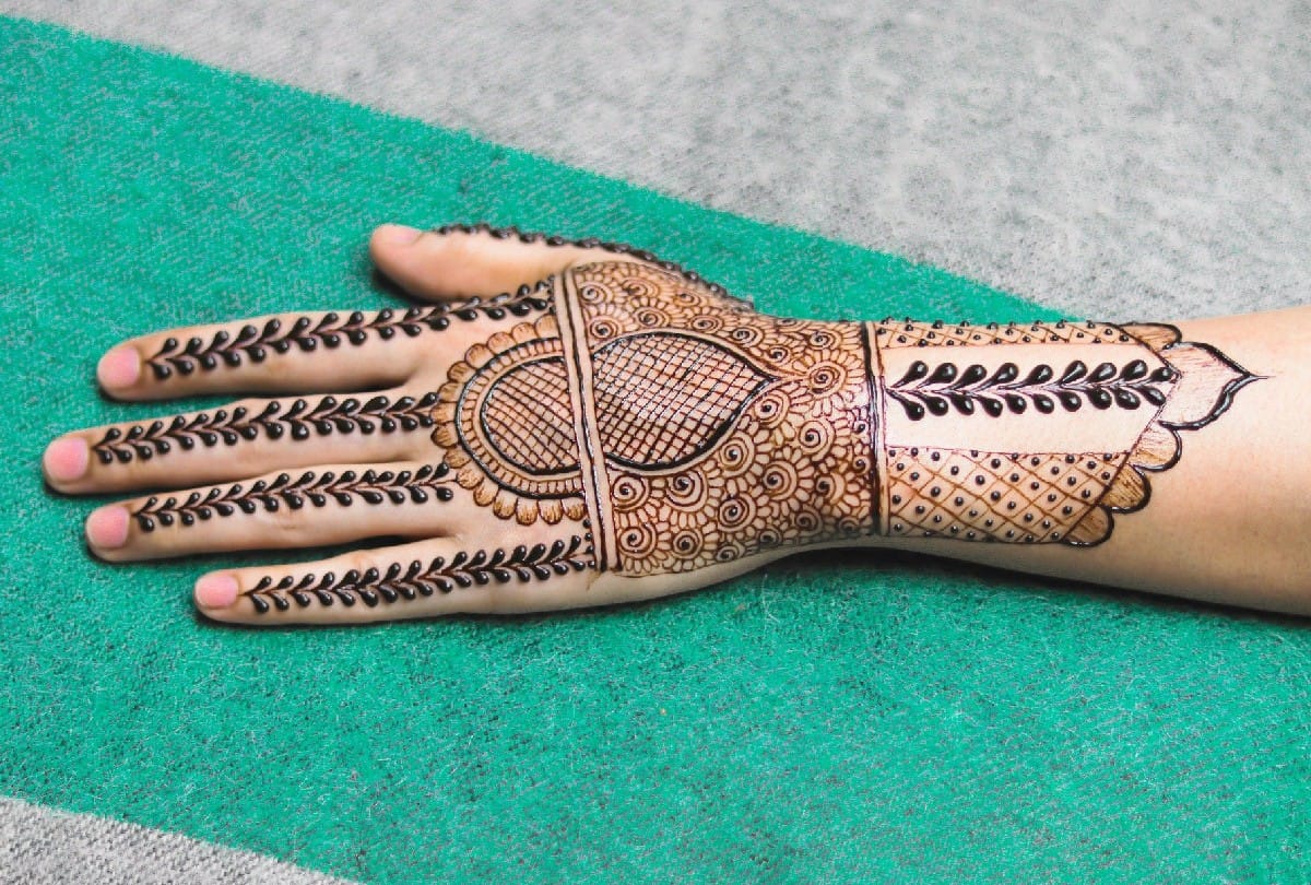 bhai dooj 2021 easy mehndi design for sisters