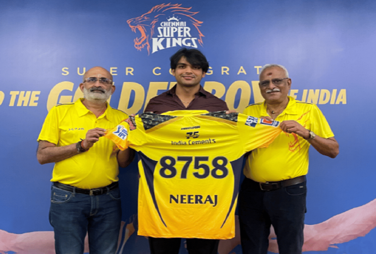 tokyo olympicS: Gold medalist Neeraj Chopra awarded 1 crore by CSK for Olympic feat