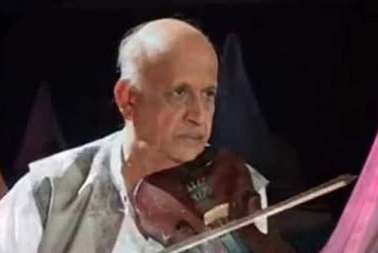 Eminent violinist Prabhakar Jog passed away breathed his last at his residence in Maharashtra Latest News Update