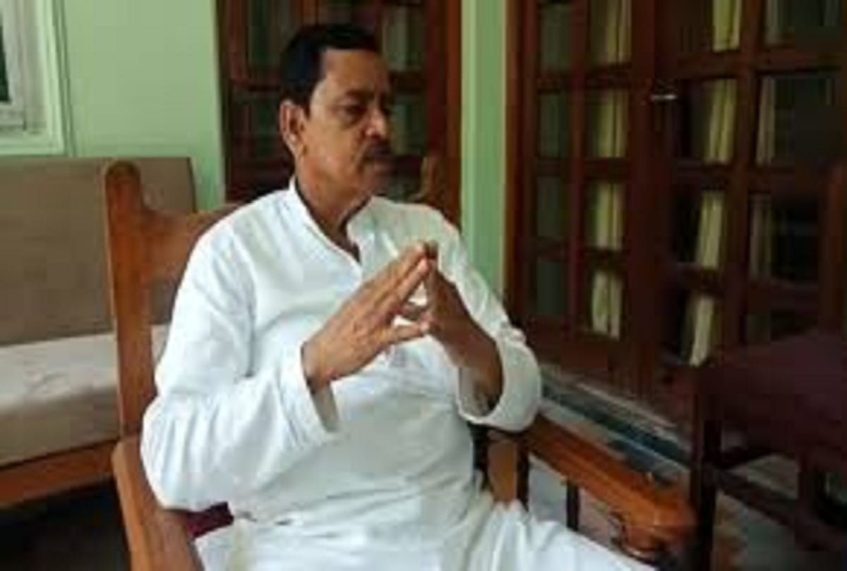 Arms license of former MLA Saeed Ahmed and son accused of rape will be canceled