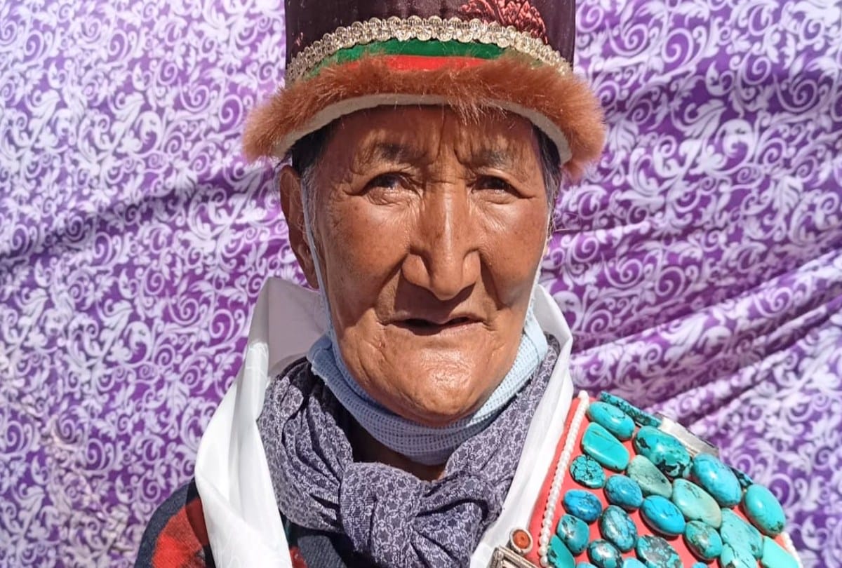 Sonam casts first vote in Tshigang the world's highest polling station in himachal