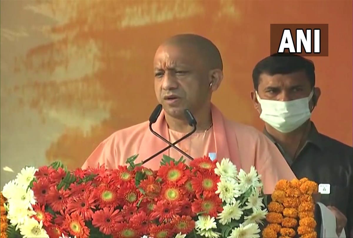 National Unity Day: Chief Minister Yogi Adityanath flags off rally of 75 motorcyclists from Lucknow