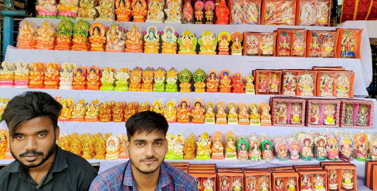 Expected business of Rs 60 crore on Dhanteras