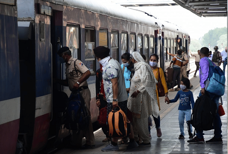 Parking fee will be reduced by 6 to 8 times in Ambala Division of Railways