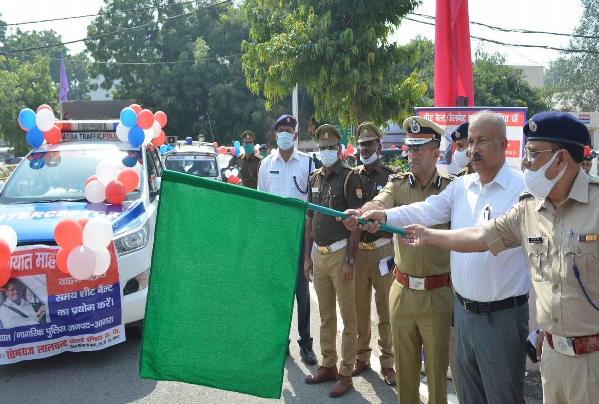 Traffic Month Agra Police Encroachment At Crossing People In Trouble From Jam