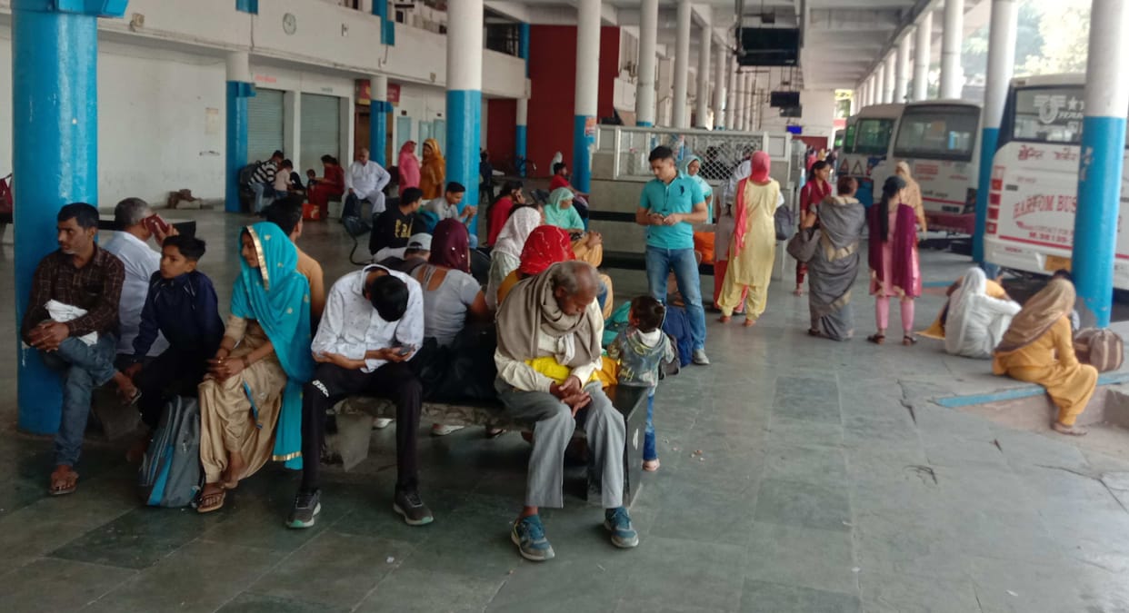 Police Constable Exam: Roadways sent 50 buses on the first day, passengers remained upset