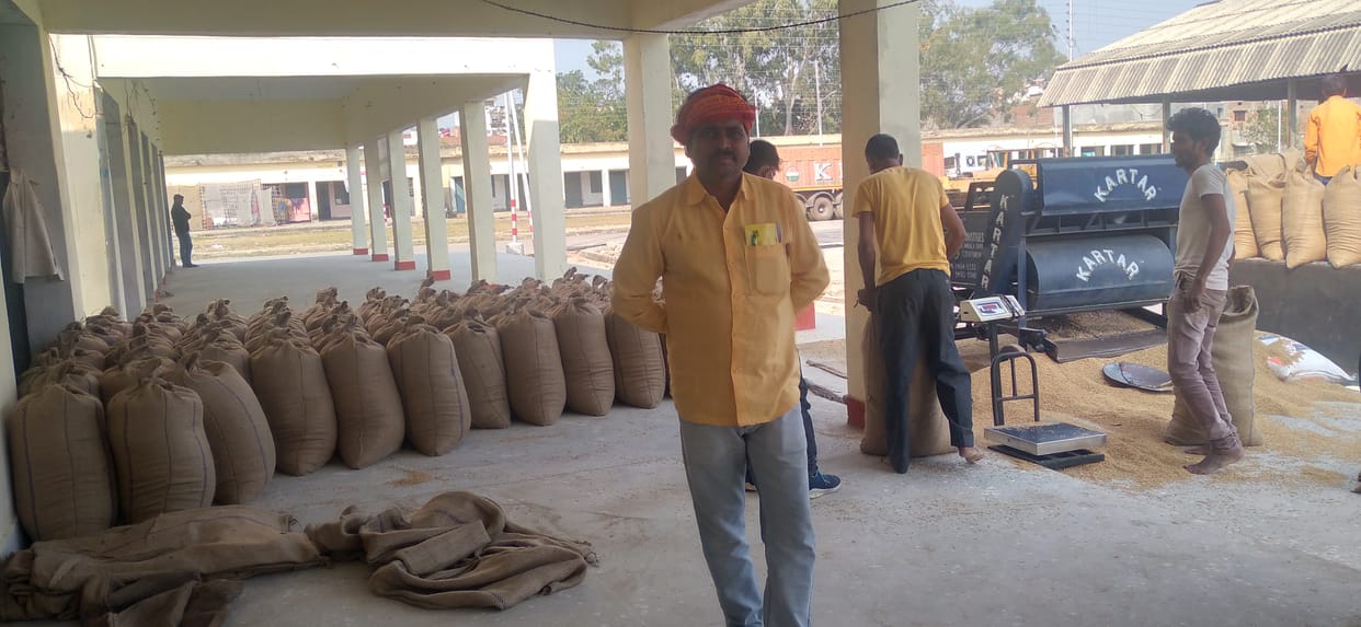 52 quintals of paddy sold at one center, silence on the rest