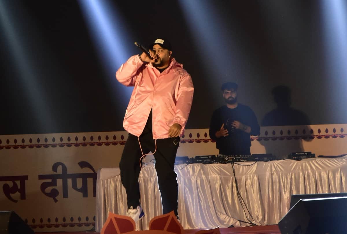 Rapper Singer Badshah Dating Punjabi Actress Isha Rikhi Amidst Separation Rumours With His Wife Jasmine