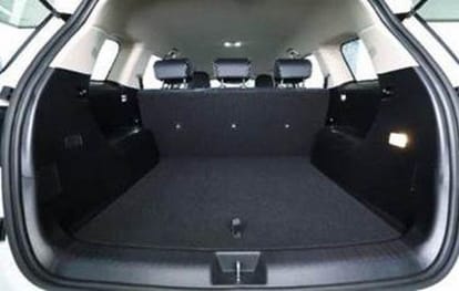 byd e6 electric mpv launched in india byd e6 price in india byd e6 electric car specifications range features details electric vehicles in india