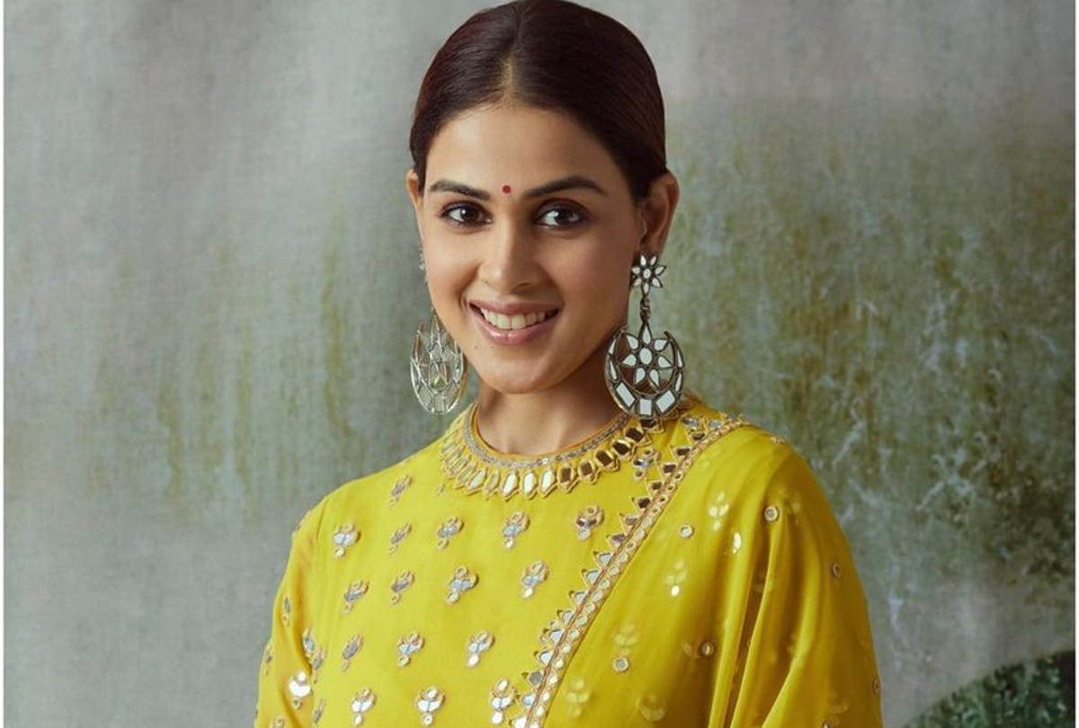 Genelia Dsouza Diwali Look in Traditional Yellow Suit Photo And Price