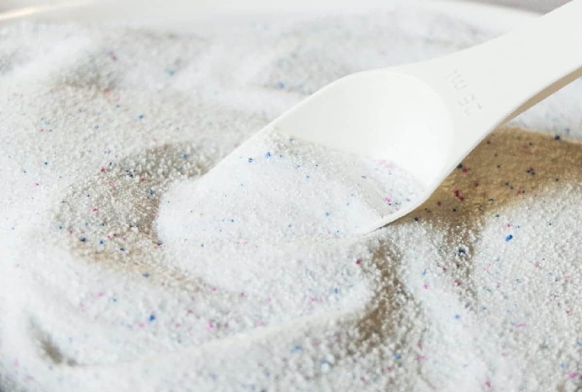 How to made detergent powder at home know the method here
