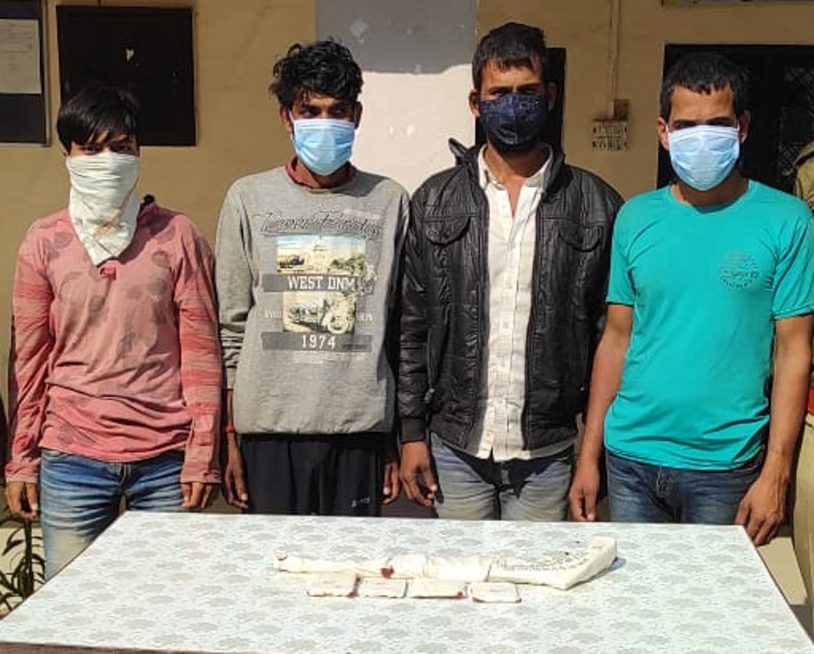 Four miscreants arrested for robbing farmer's house