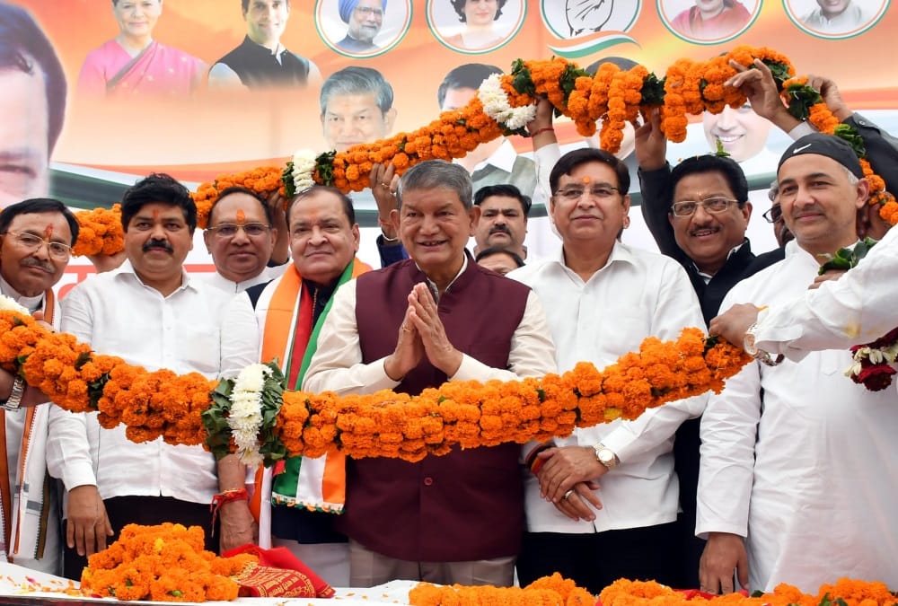 Uttarakhand election 2022: Yashpal Arya got Emotional after Join Congress From bjp in Welcome Program photos