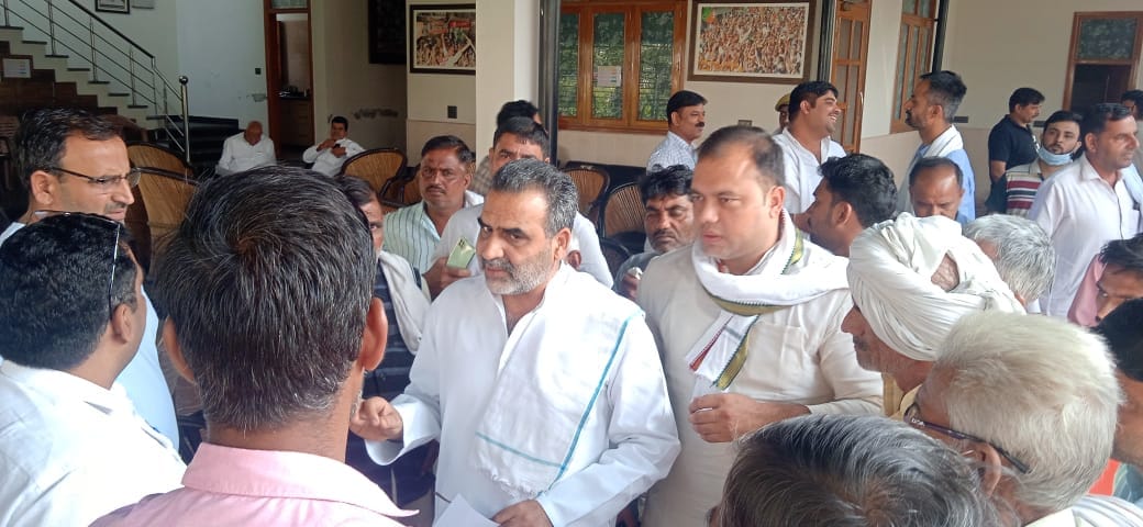 Villagers met Union Minister of State for village development