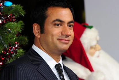 Kal penn comes out as homosexual revealed he is going to get married soon with boyfriend josh