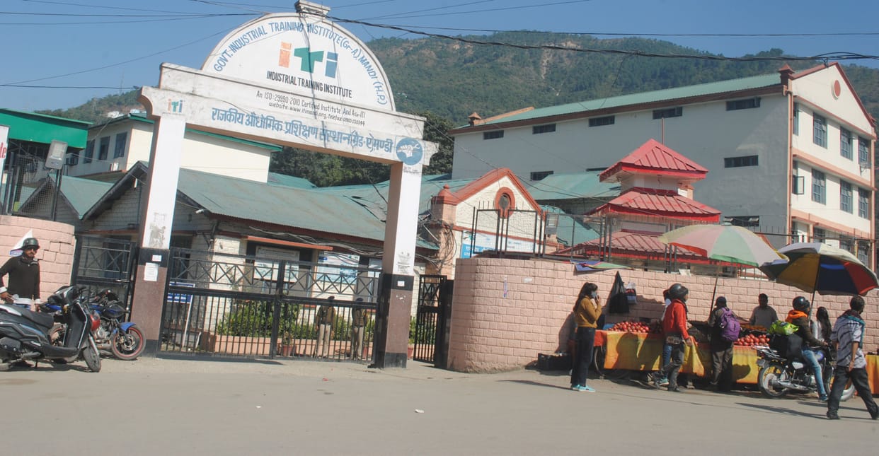 Counting of votes will be done in Jogindernagar, Mandi, Sundernagar today