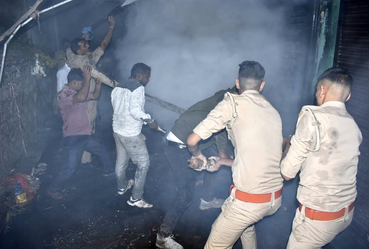 Shop caught fire, soldier scorched