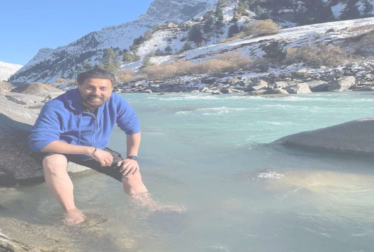 Actor Dharmendra visited Atal Tunnel, Sunny Deol landed in the waves of Beas river
