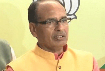CM Shivraj heard from Delhi the problems of the people of MP