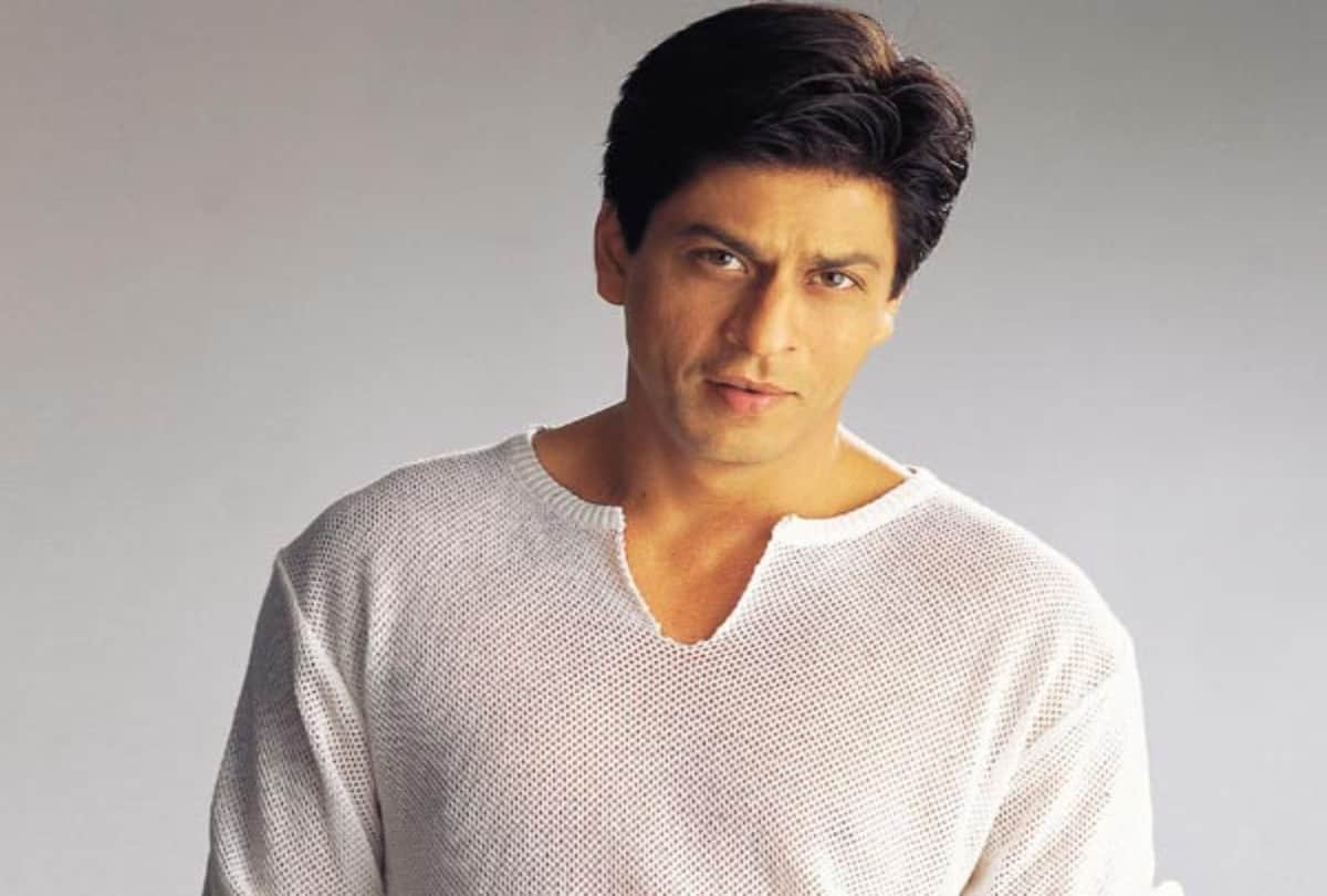 King Khan's birthday: Mannat lit up with lights on Shahrukh Khans special day pictures surfaced on social media