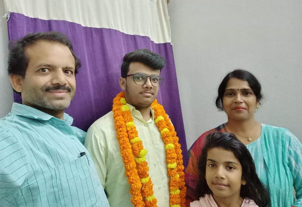 Meritorious people hoisted the flag of success in NEET