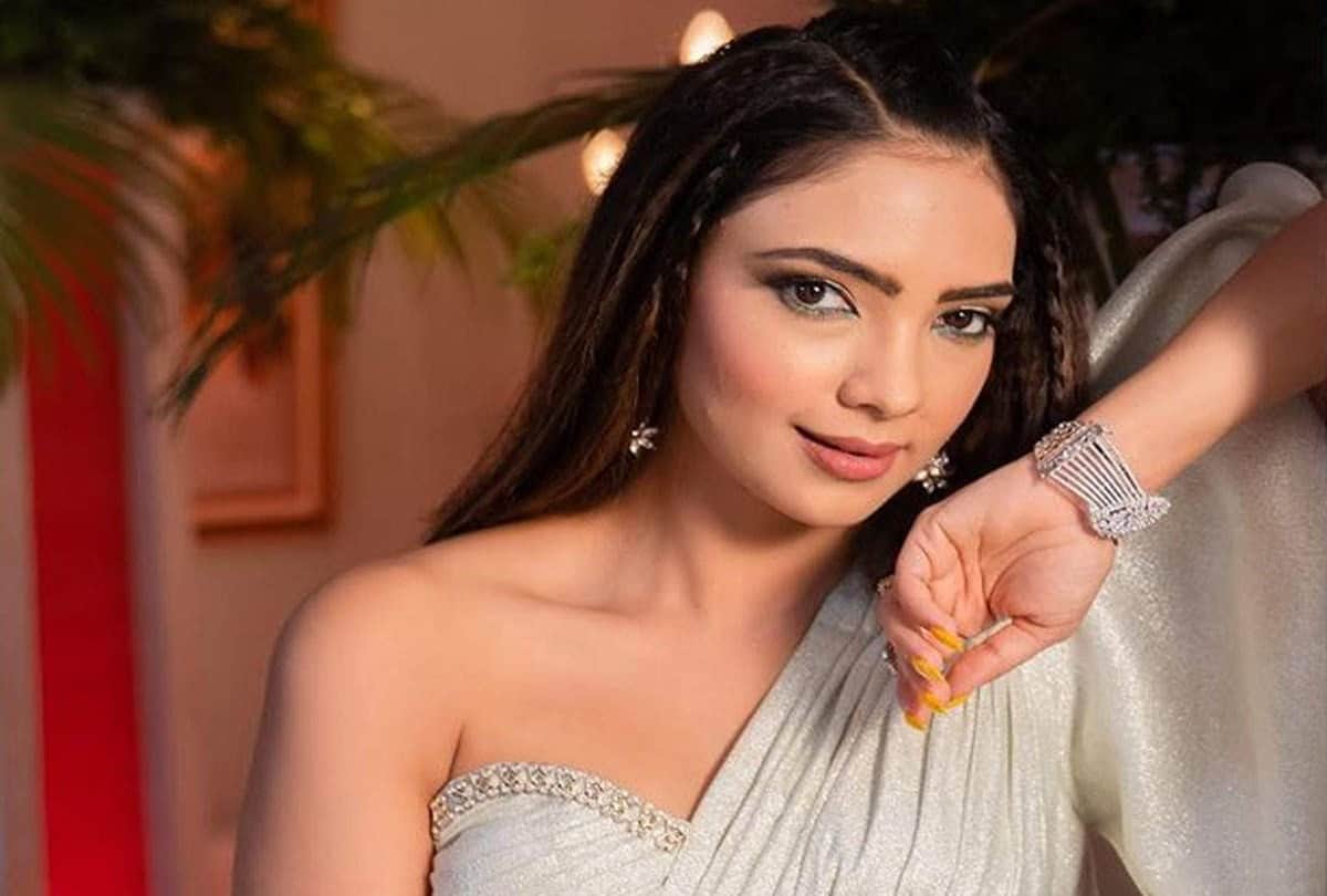 kumkum bhagya fame Pooja Banerjee give birth to a baby girl