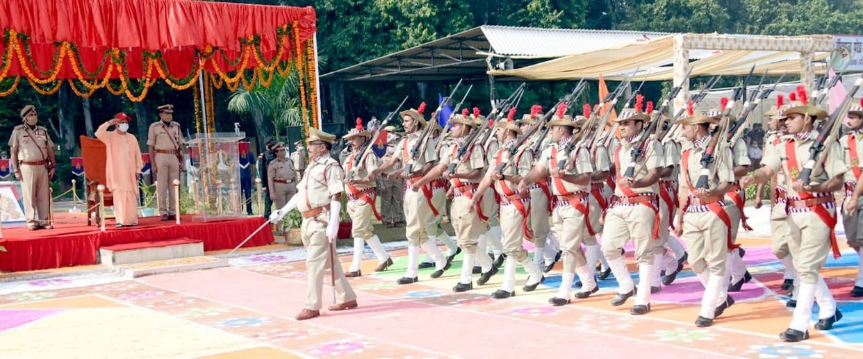 UP Police gets 72 Deputy SPs, salutes the parade to CM