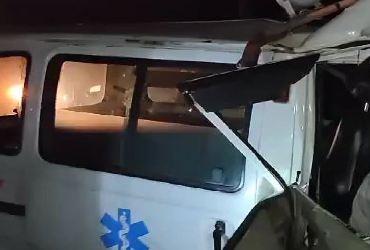 two men died in ambulance collision with a truck in mainpuri