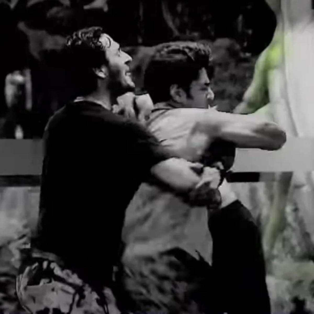 Bigg Boss 15: Simba Nagpal pushed Umar Riaz into swimming pool, Fans want him evicted
