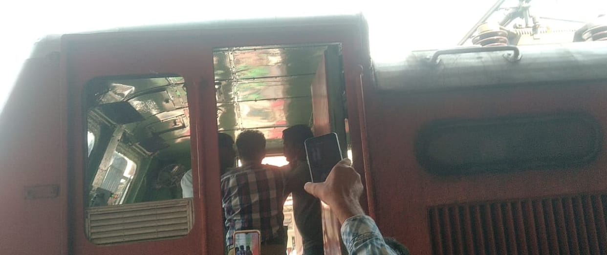 The fight between the driver and the pointman, the train stood for one and a half hours