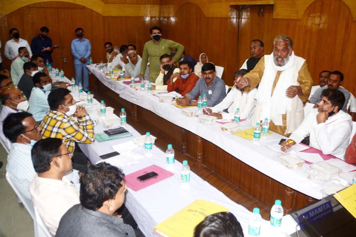 Refusal of approval of ZIP members on the proposals of MPs-MLAs
